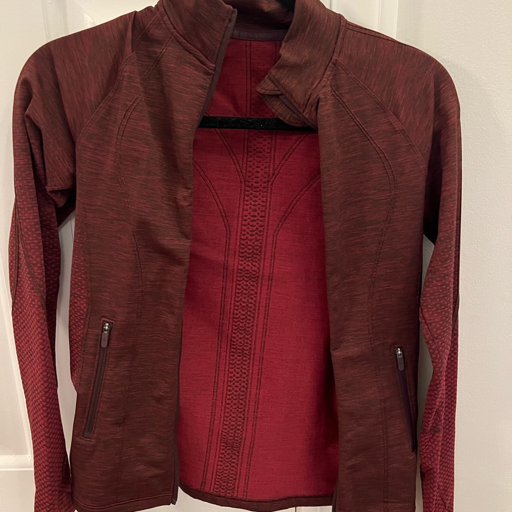 Lululemon jacket size 2